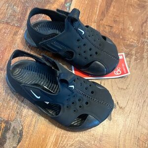 NWT Nike Kids Sunray Protect II Toddler Sandals